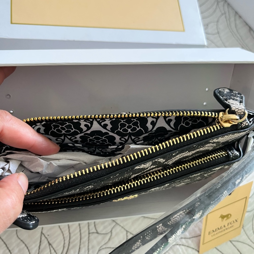 Emma fix wallet - Picture 2 of 2